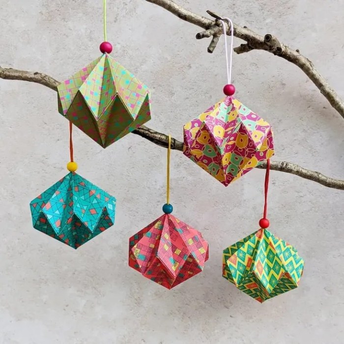 How to make origami decoration