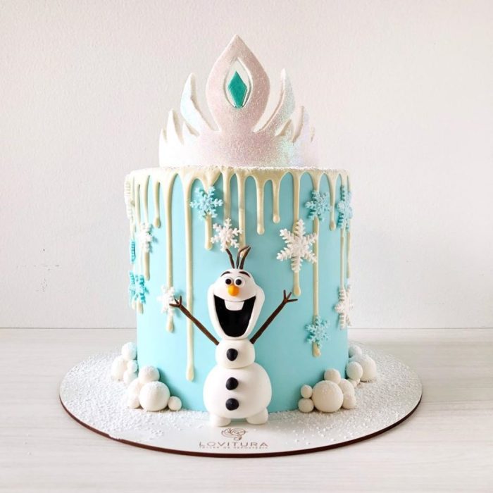 How to make an olaf cake decoration