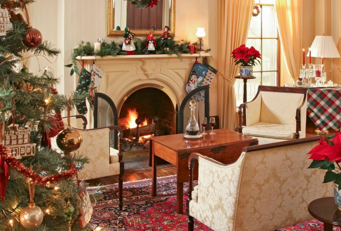 How to decorate a christmas party room